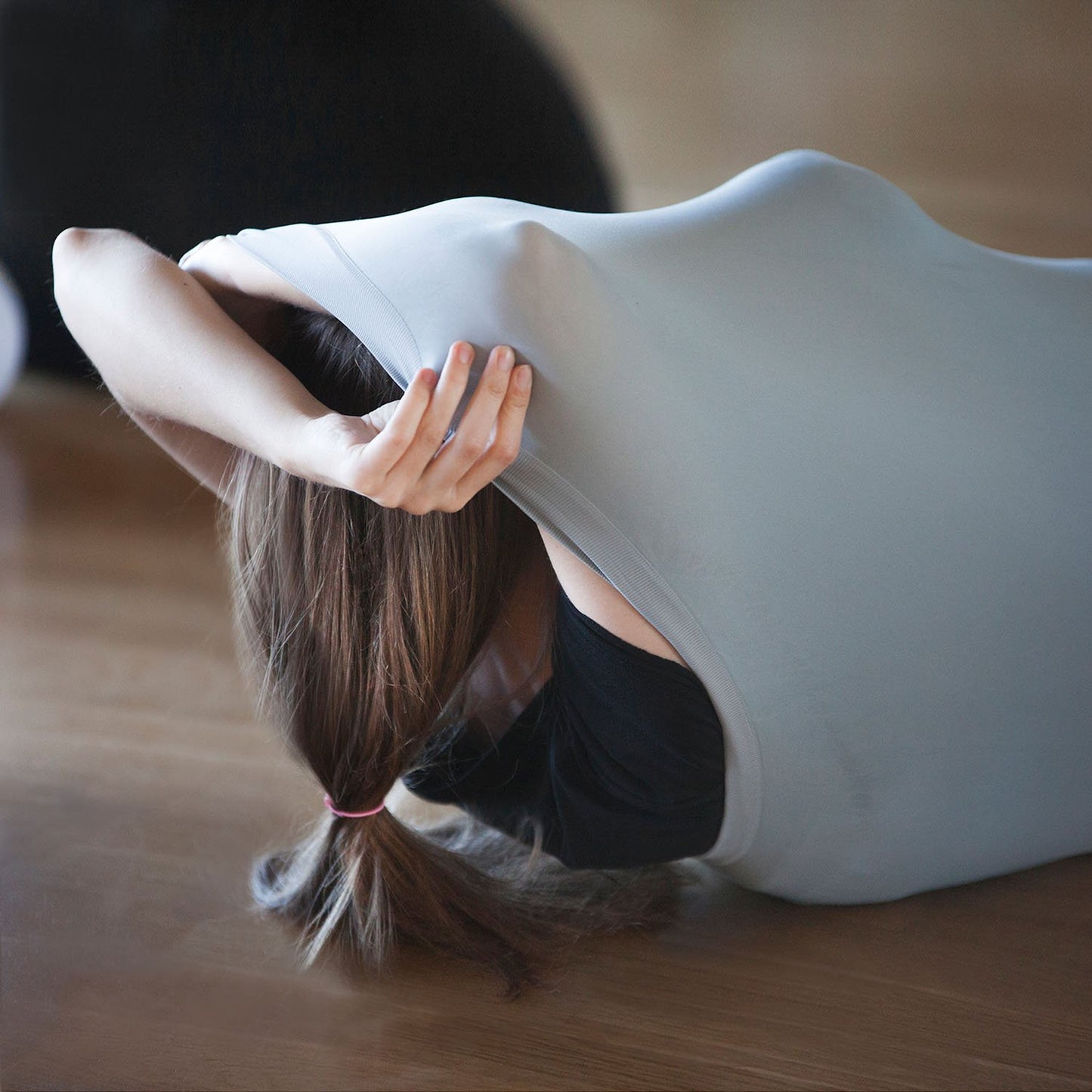 human in intimate bag in ash colour