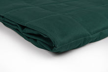 Carica l&#39;immagine nel visualizzatore di Gallery, bottle green cotton weighted blanket with mint velvet backing