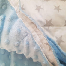 Carica l&#39;immagine nel visualizzatore di Gallery, 60x80cm Grey Stars with Light Blue Minky Weighted Blanket, 3kg