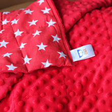 Carica l&#39;immagine nel visualizzatore di Gallery, RED stars weighted blanket