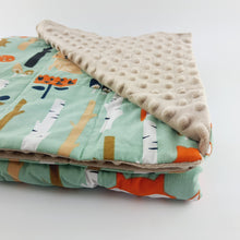 Carica l&#39;immagine nel visualizzatore di Gallery, WOODLAND ANIMALS MINKY WEIGHTED BLANKET BY SENSORY OWL